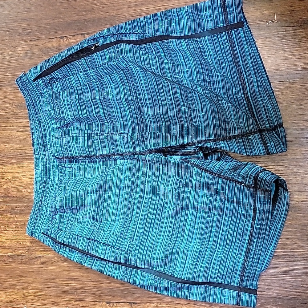 Lululemon athletic men shorts small